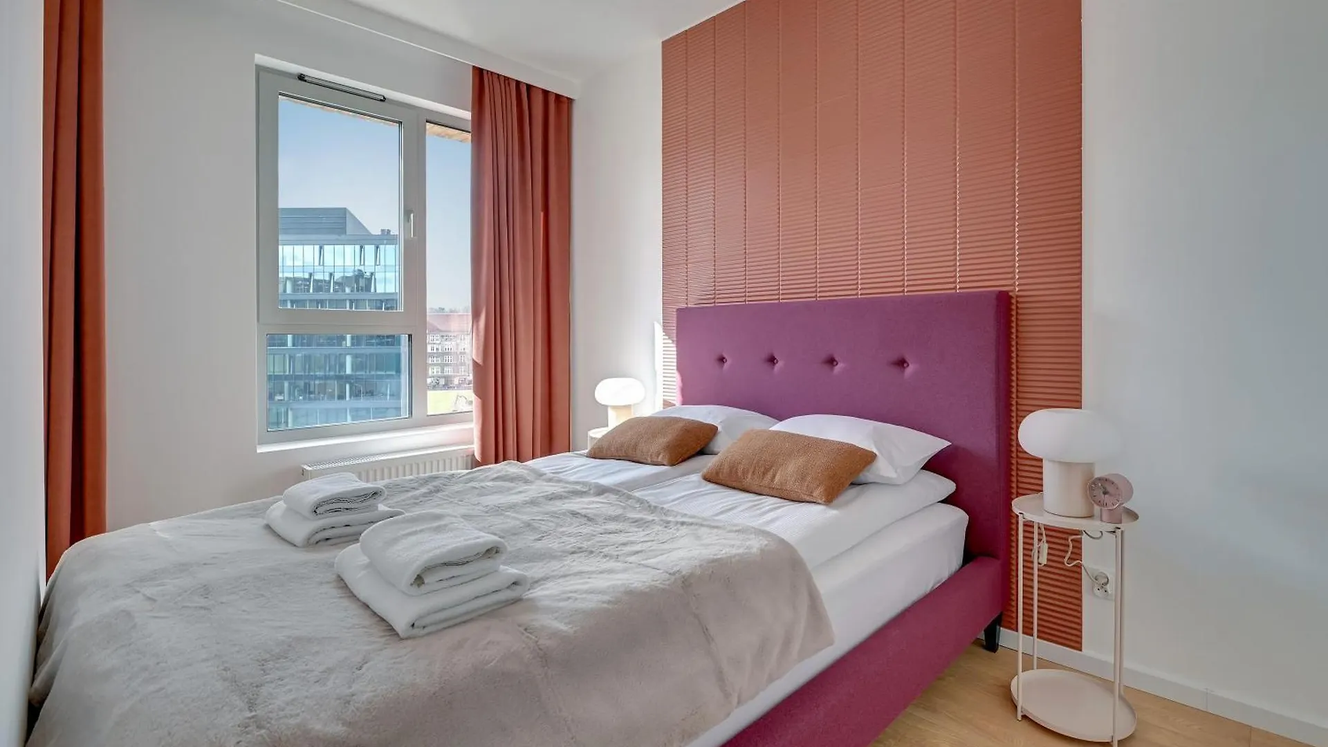 Rentplanet - Apartamenty Zurawie Gdansk
